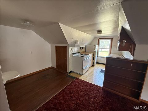 Tiny photo for 1420 W Centennial Avenue, Bowling Green, MO 63334 (MLS # 25055899)