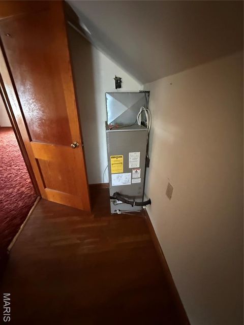 Tiny photo for 1420 W Centennial Avenue, Bowling Green, MO 63334 (MLS # 25055899)