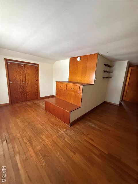 Tiny photo for 1420 W Centennial Avenue, Bowling Green, MO 63334 (MLS # 25055899)