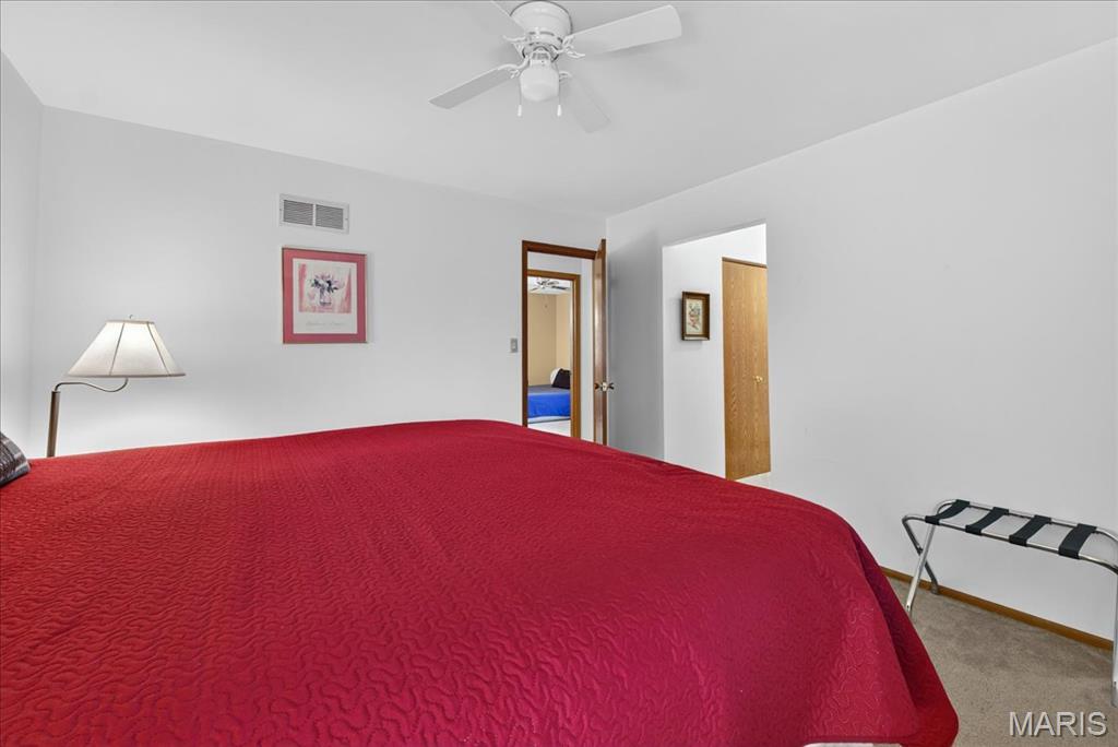 Fenton, Missouri 63026, United States, 4 Bedrooms Bedrooms, ,4 BathroomsBathrooms,Residential,Pending,179765