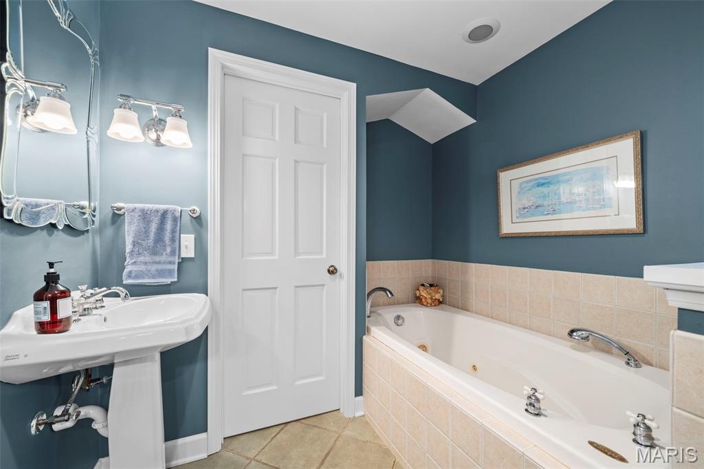 McKnight Acres Add - Residential
