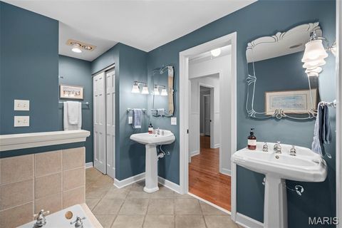 Tiny photo for 29 Thorndell Drive, St Louis, MO 63117 (MLS # 26023675)