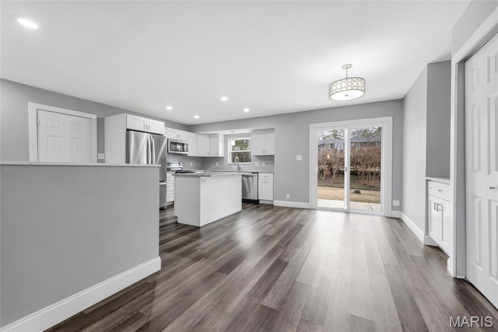 Kenstan Manor 1 - Residential