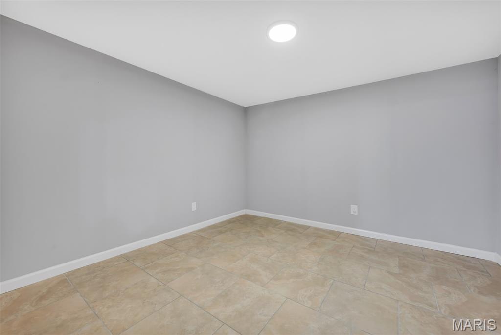 Kenstan Manor 1 - Residential