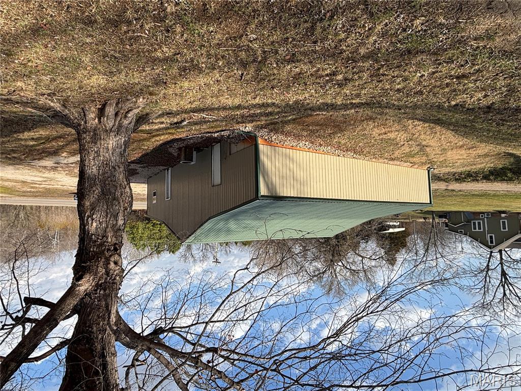 non-subdivision - Commercial Sale