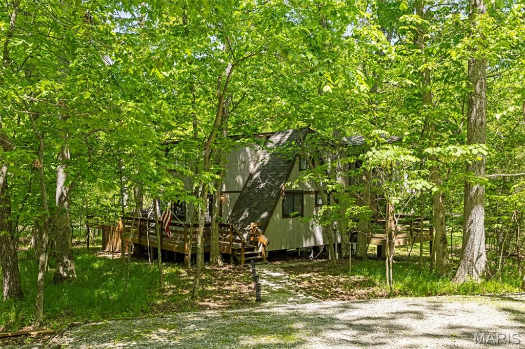 Photo of 677 Whitetail Creek Drive, Innsbrook, MO 63390 (MLS # 26026472)
