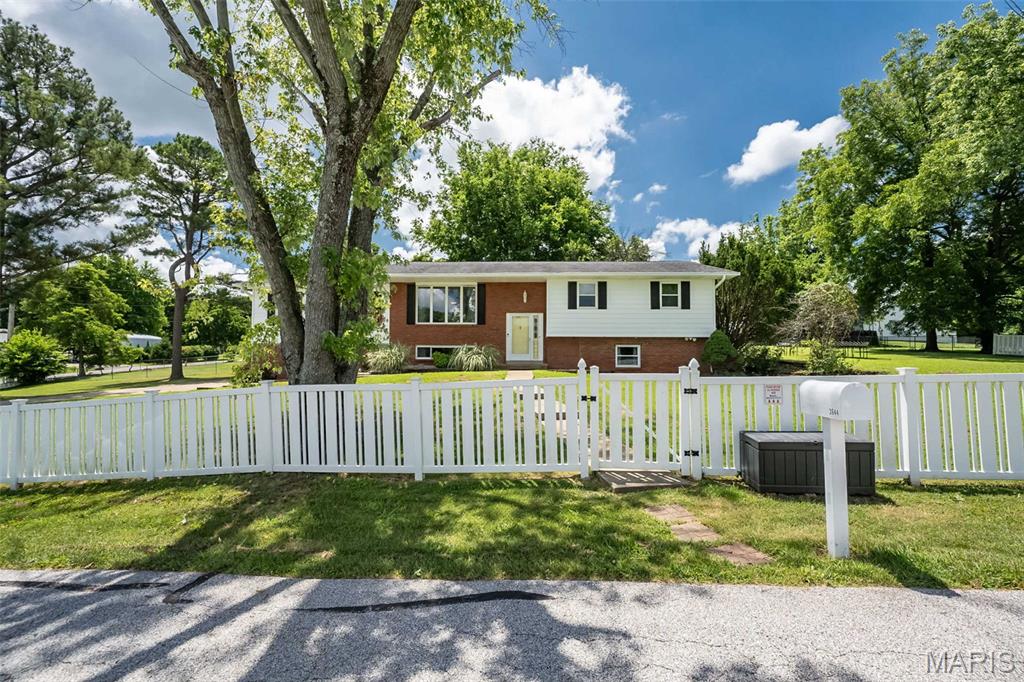 3644 Crestview Drive