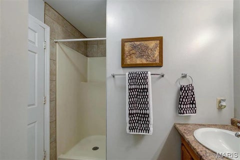 Tiny photo for 4256 Maryland Avenue #LLE, St Louis, MO 63108 (MLS # 26046945)