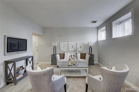 Tiny photo for 4256 Maryland Avenue #LLE, St Louis, MO 63108 (MLS # 26046945)