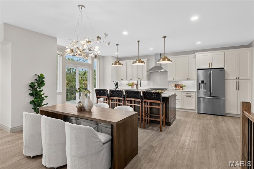 674 Grand View Ridge Court