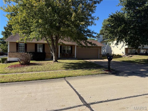 Photo of 6344 Star Buck Drive, OFallon, MO 63368 (MLS # 26066980)