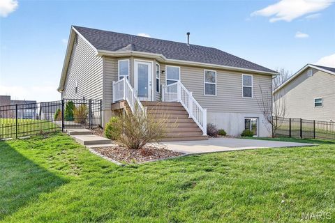 Tiny photo for 146 Marble Crossing Drive, Wentzville, MO 63385 (MLS # 26013834)