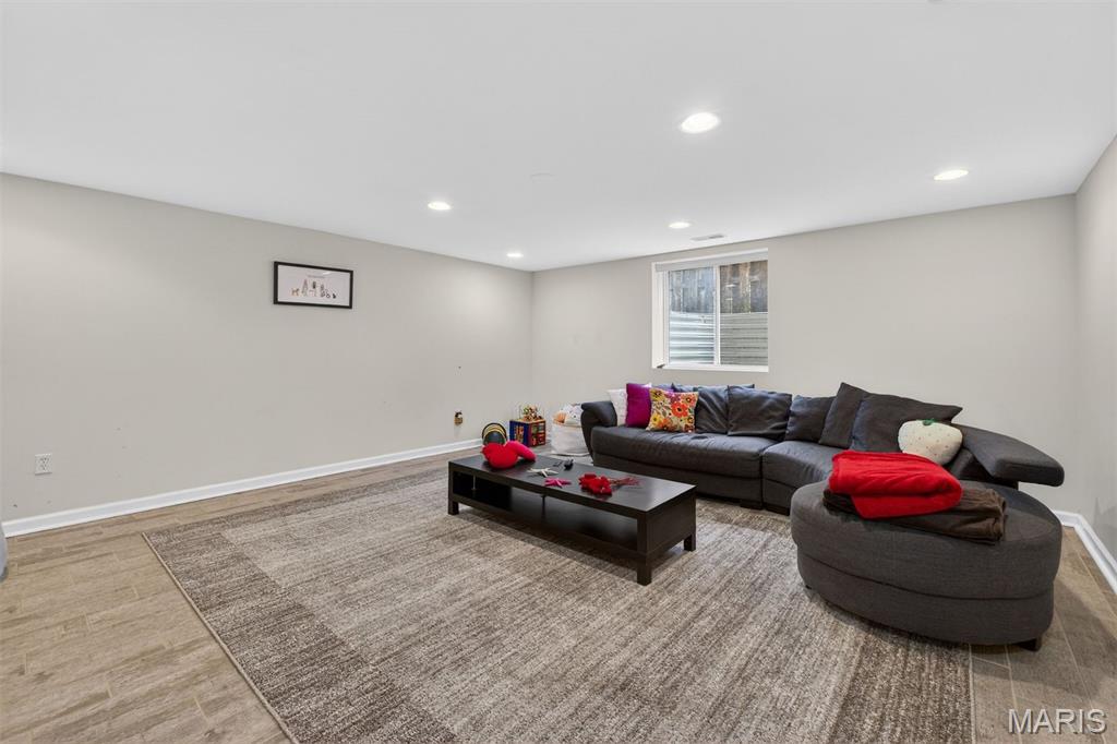 Hi-Pointe - Residential