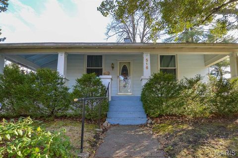 Photo of 516 S 16th Street, Belleville, IL 62220 (MLS # 25081793)