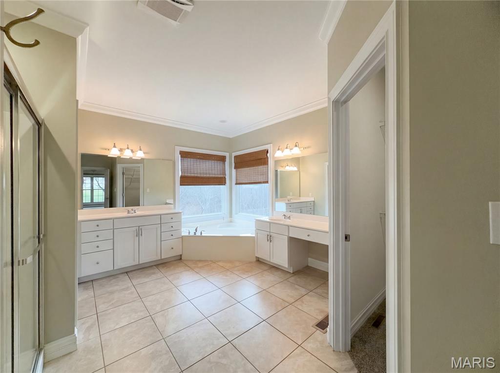 Lochmoor Resub - Residential