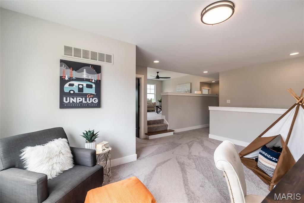 Ryehill Manor - Residential