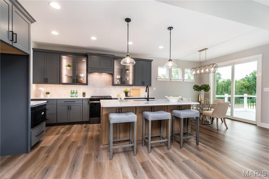 Ryehill Manor - Residential