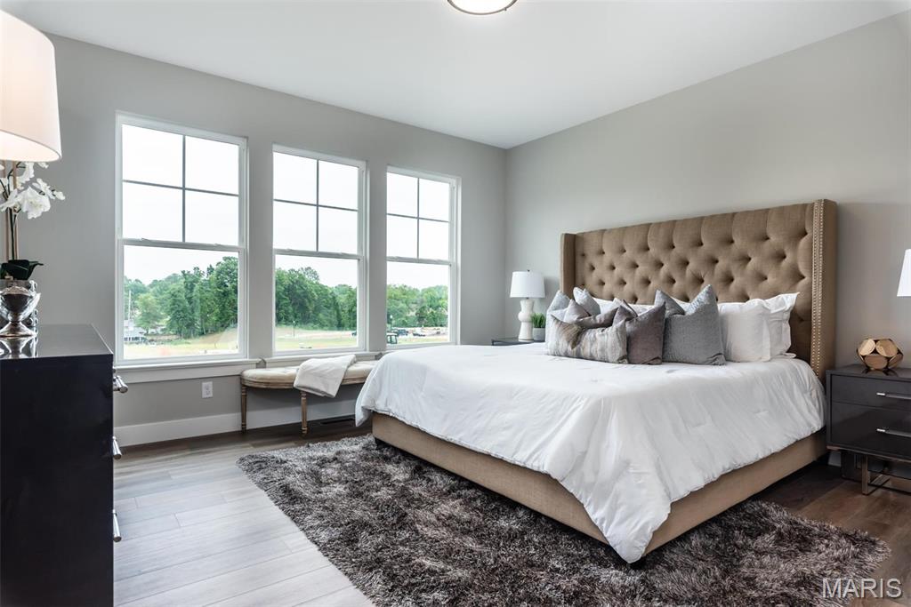 Ryehill Manor - Residential