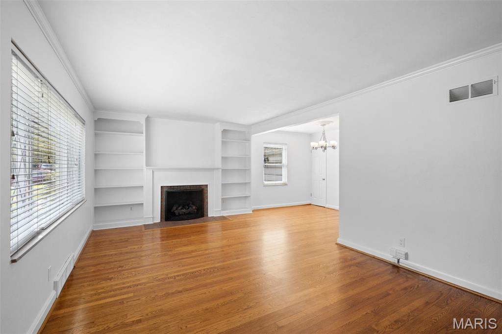 142 W Rose Avenue