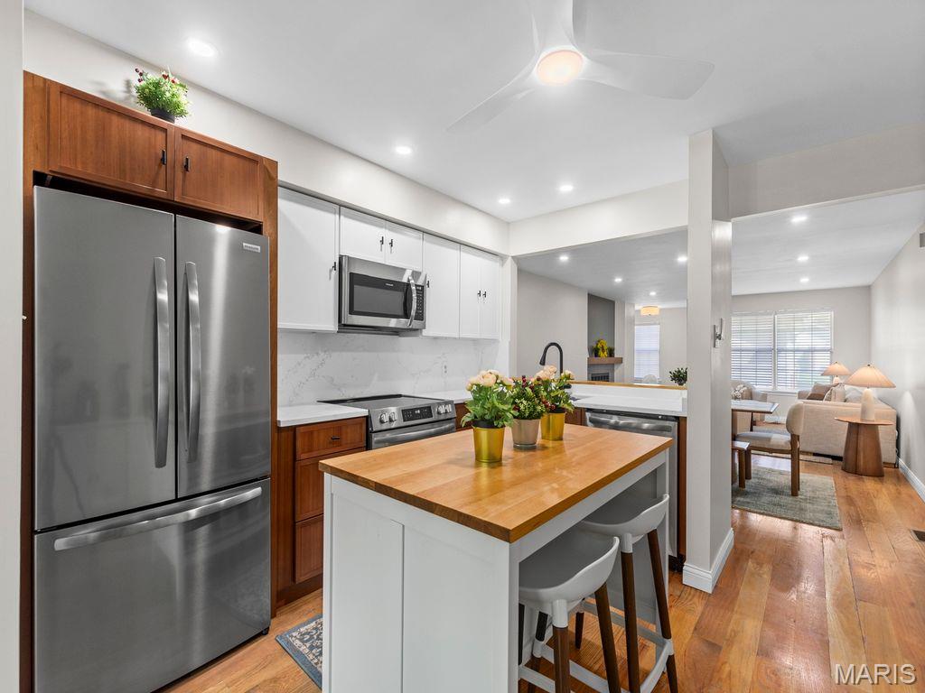 Kenrick Parke Condo Ph One - Residential