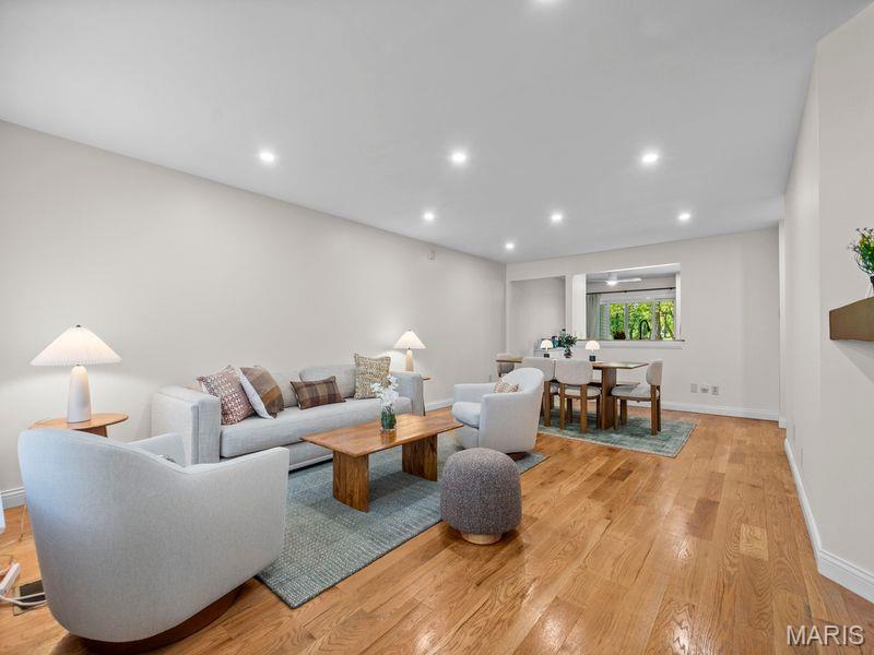 Kenrick Parke Condo Ph One - Residential