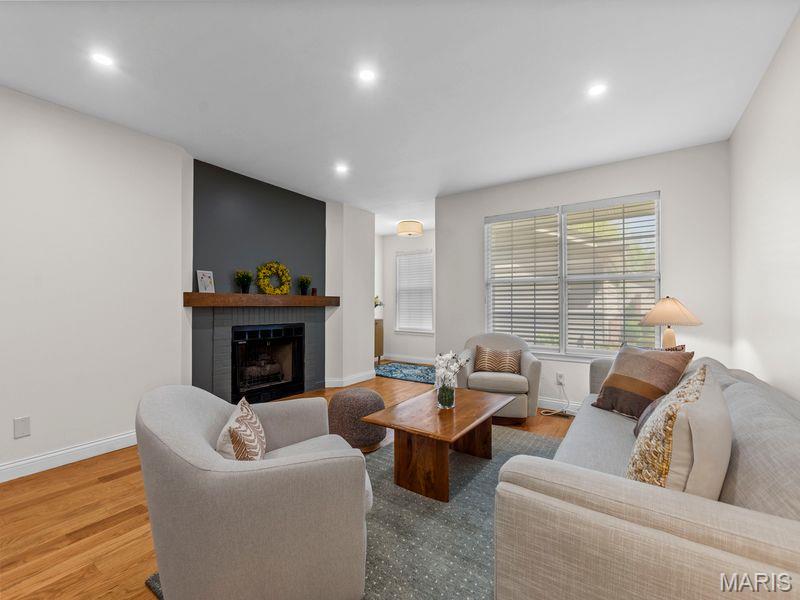 Kenrick Parke Condo Ph One - Residential