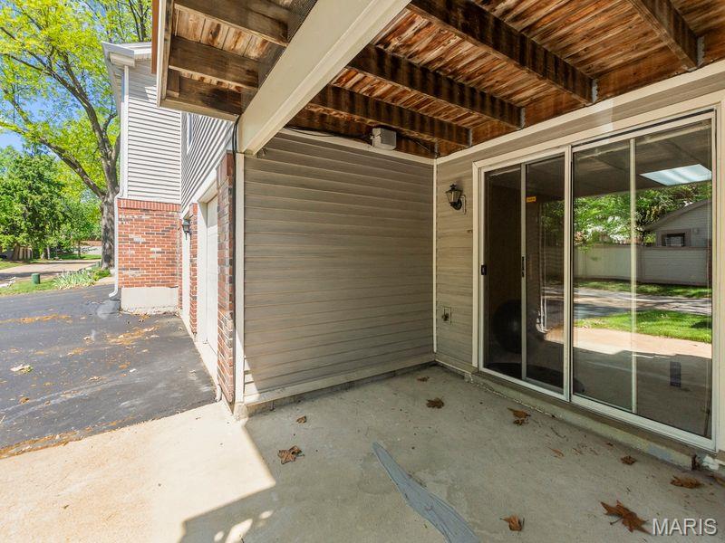 Kenrick Parke Condo Ph One - Residential