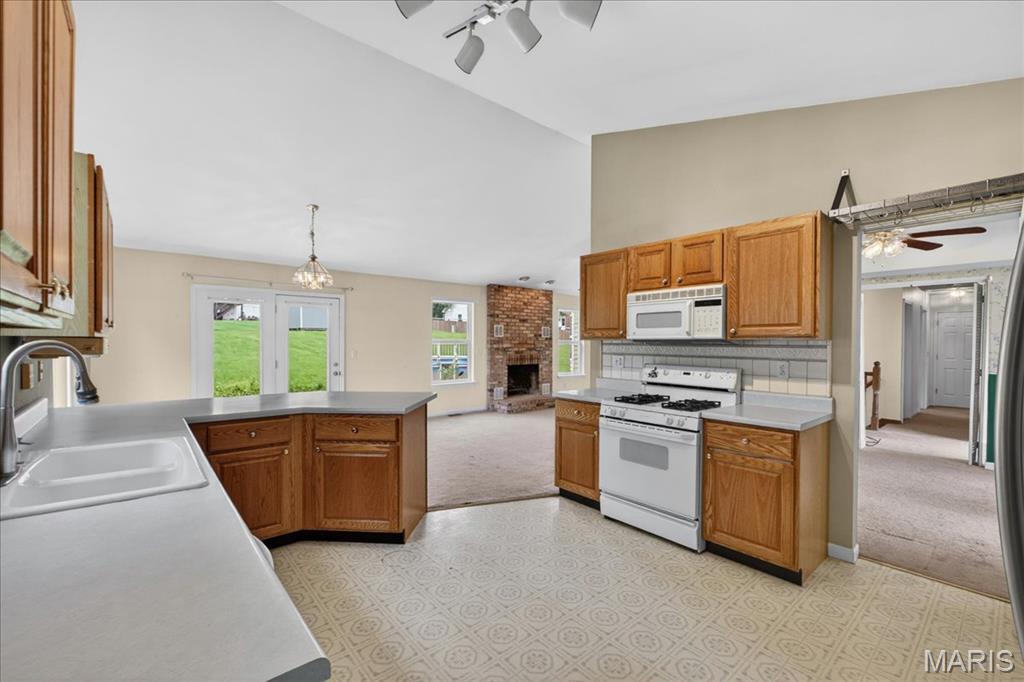 Summit Hills Farm - Residential