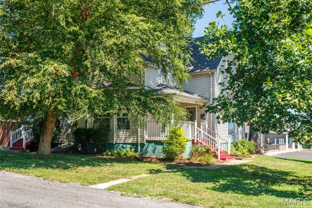 218 Walnut Street
