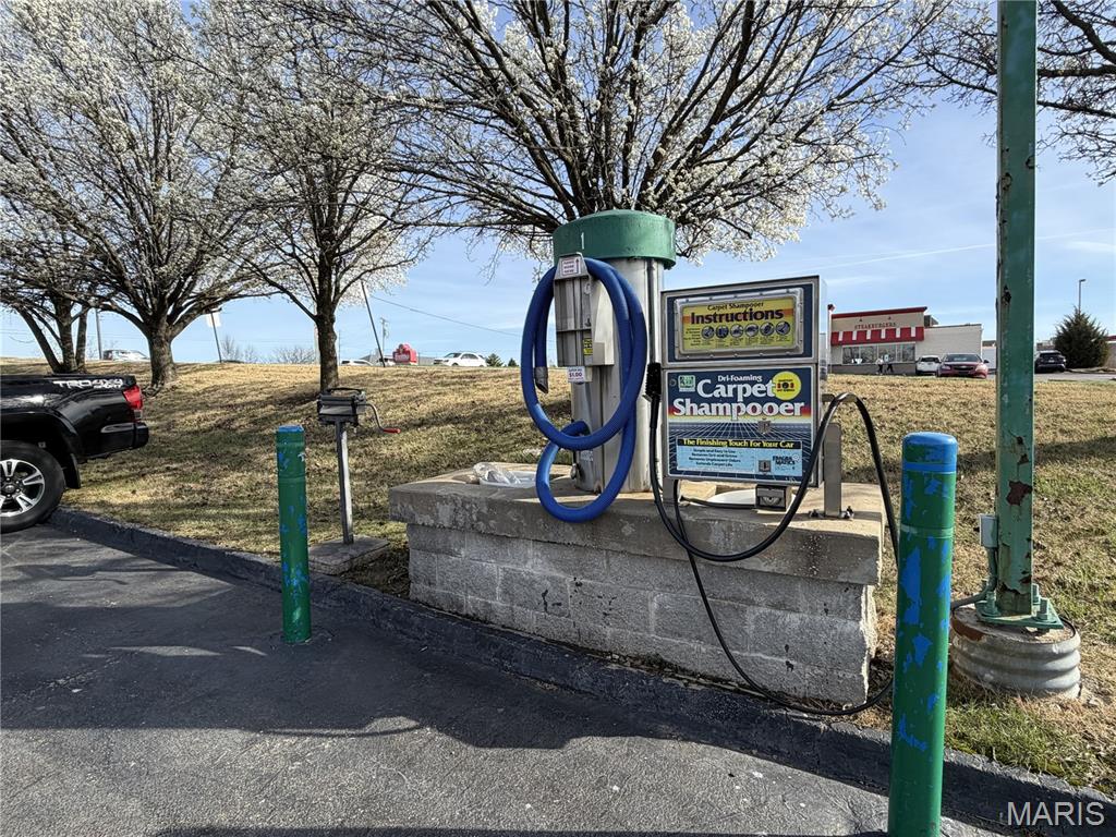 Ridgetop Plaza - Commercial Sale