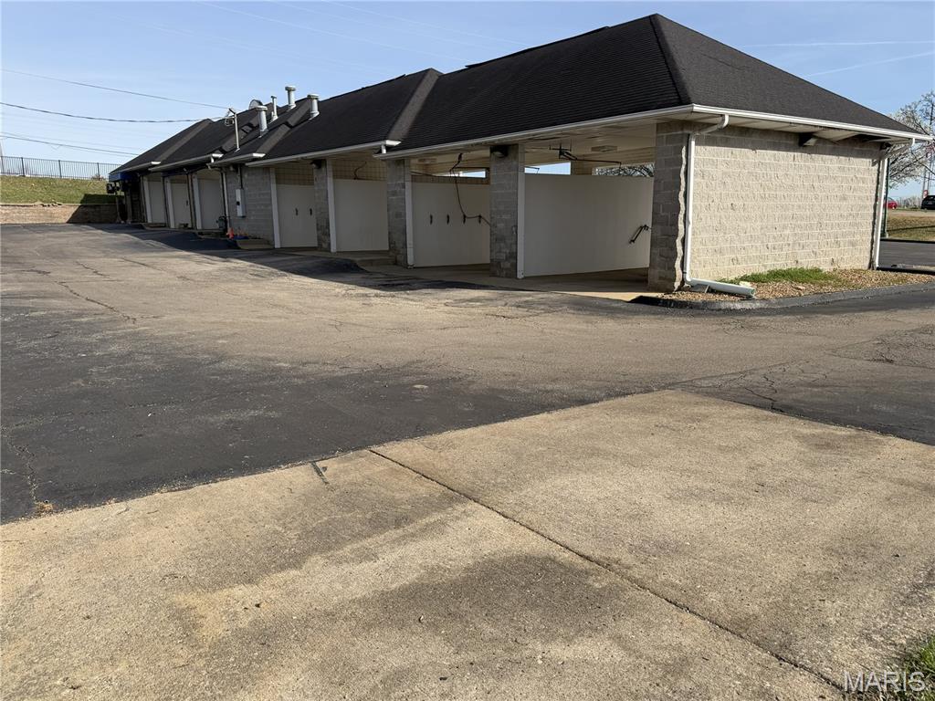 Ridgetop Plaza - Commercial Sale