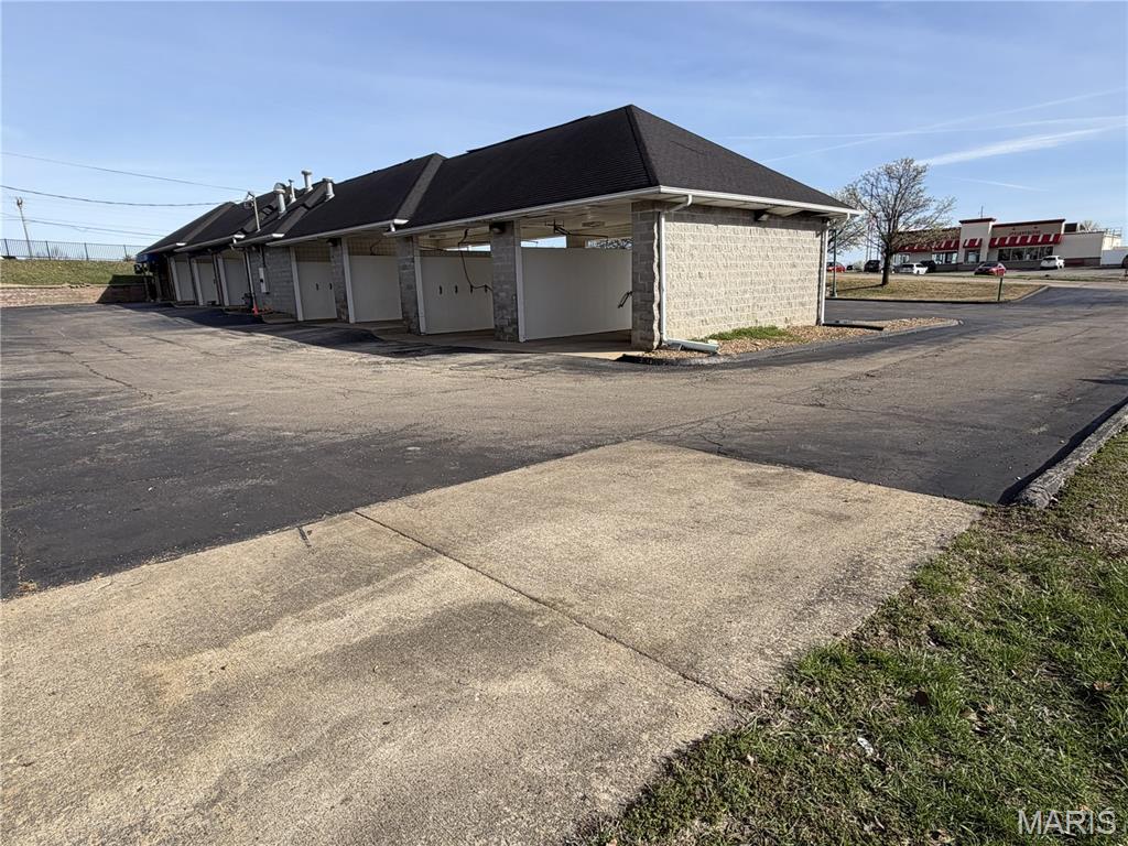 Ridgetop Plaza - Commercial Sale