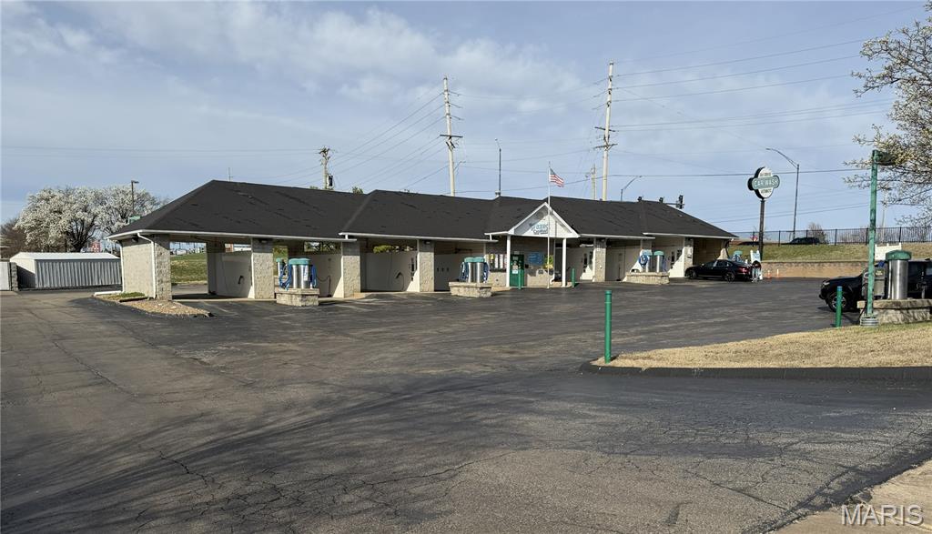 Ridgetop Plaza - Commercial Sale