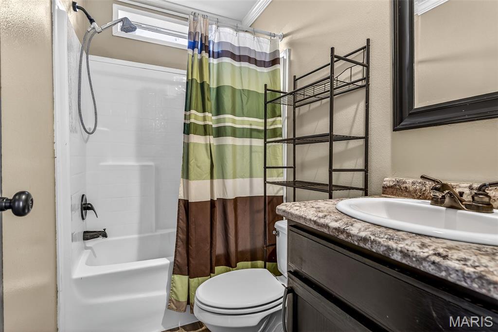 Town/Esther - Residential