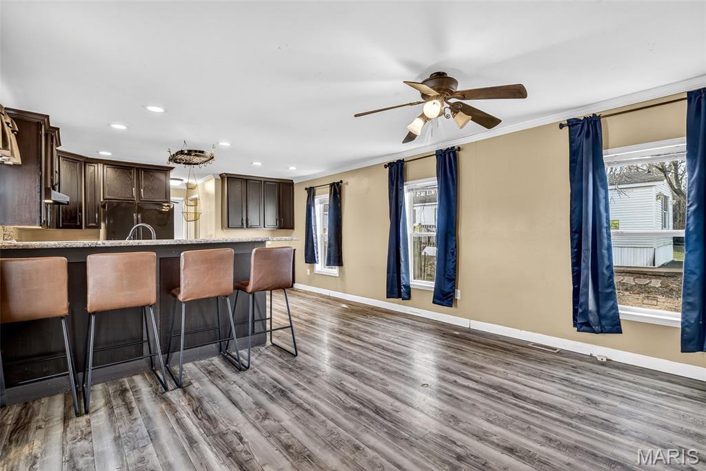 Town/Esther - Residential