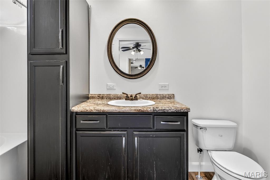 Town/Esther - Residential