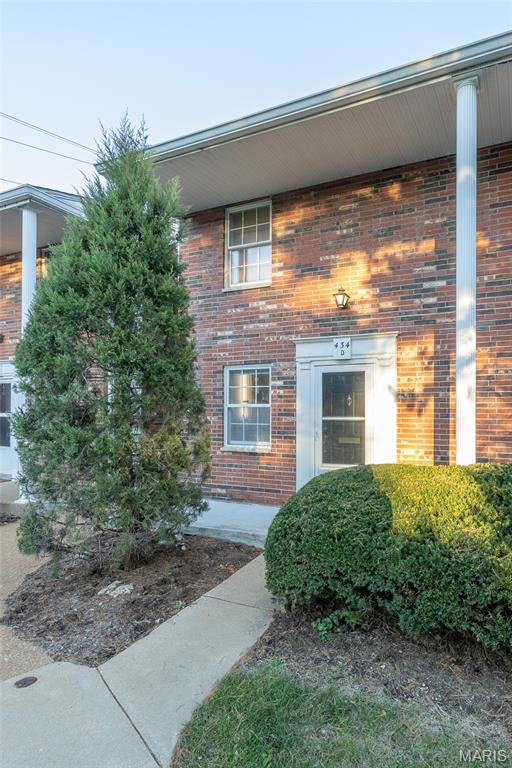 Photo of 434 N Sappington Road #D, St Louis, MO 63122 (MLS # 26067609)
