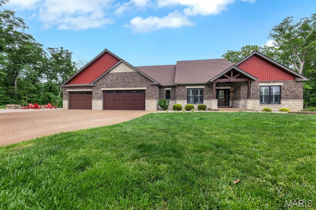 Photo of 339 Lohman Hollow, Warrenton, MO 63383 (MLS # 26032583)