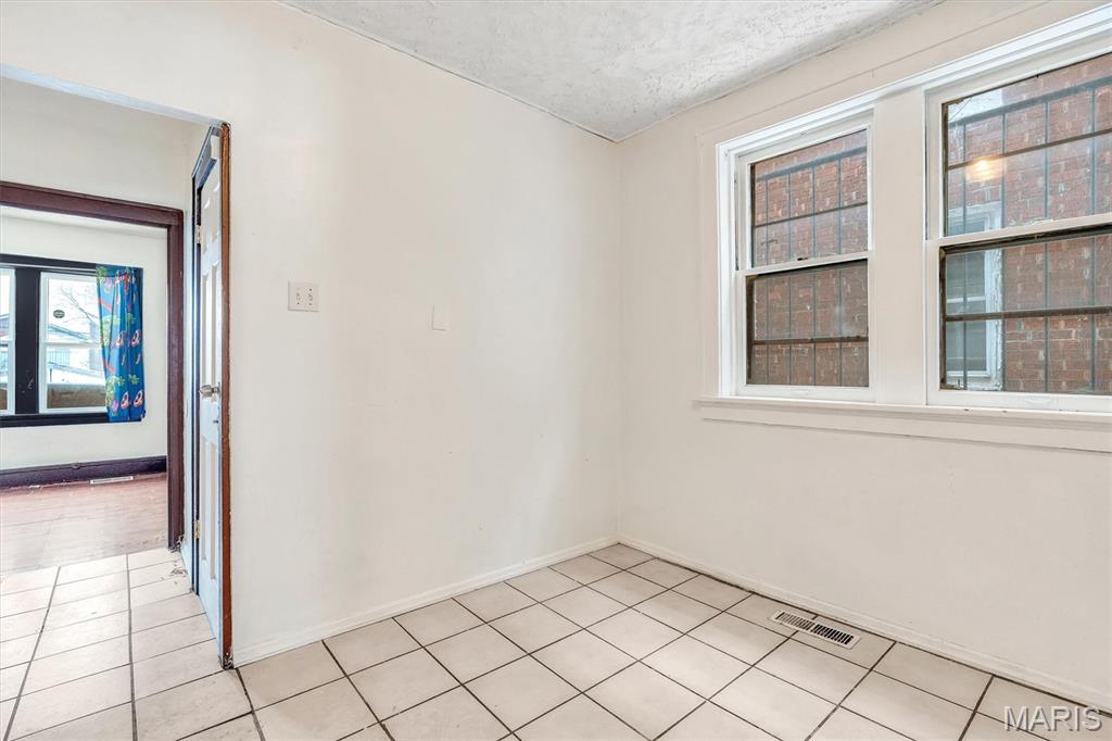 Lee Carr Add - Residential Income