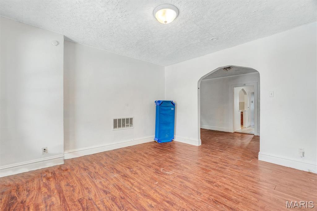 Lee Carr Add - Residential Income