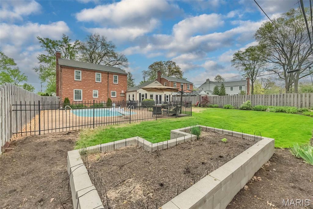 Essex Hill - Residential