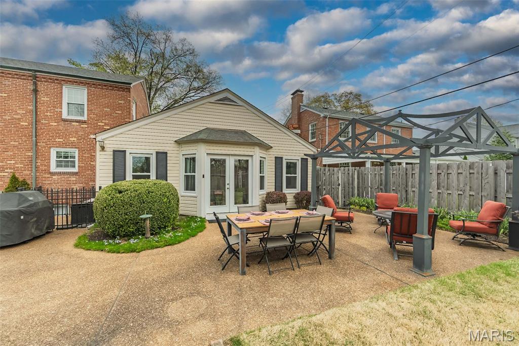 Essex Hill - Residential