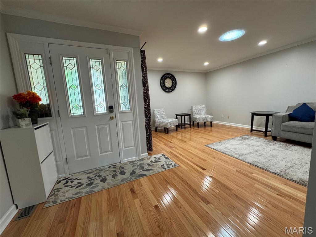 914 Dutch Mill Drive