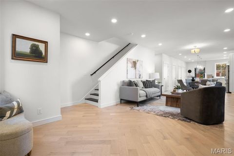 Tiny photo for 1201 Mackay Place, St Louis, MO 63104 (MLS # 26025970)