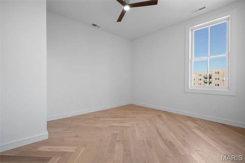 Tiny photo for 1201 Mackay Place, St Louis, MO 63104 (MLS # 26025970)