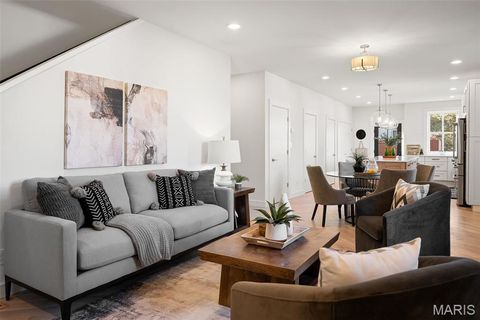Tiny photo for 1201 Mackay Place, St Louis, MO 63104 (MLS # 26025970)