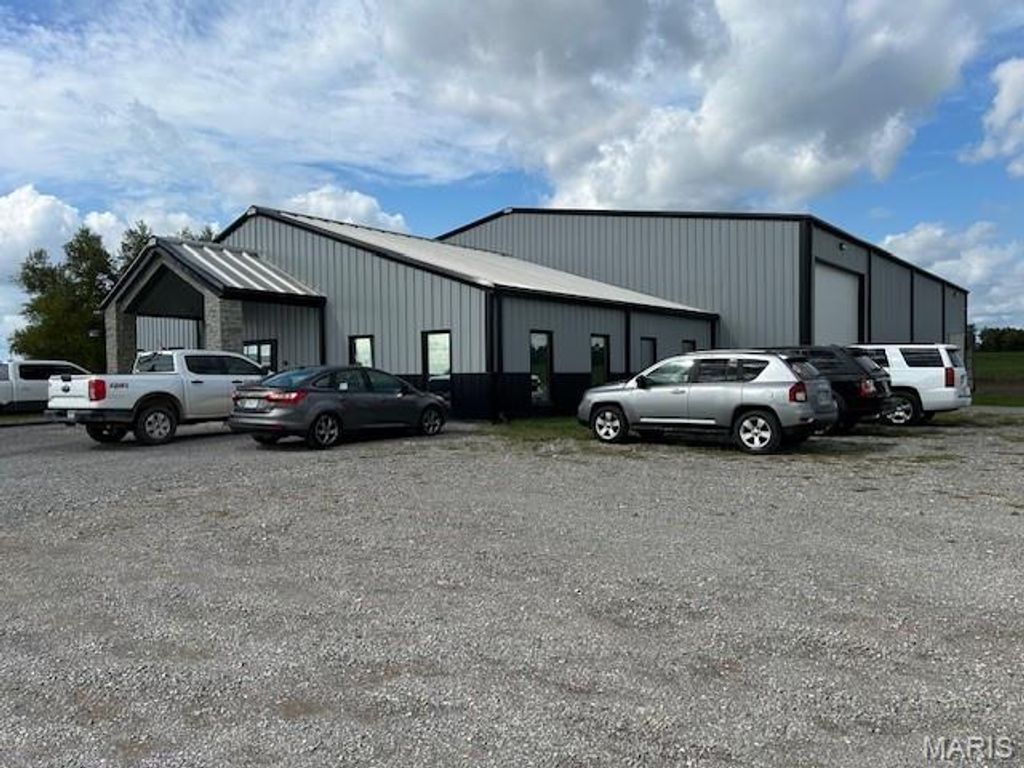 Photo of 3046 Nash Road, Scott City, MO 63780 (MLS # 26012668)