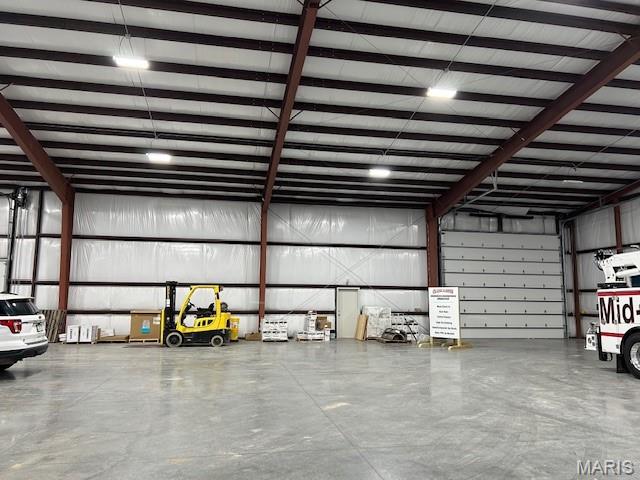 0000 - Commercial Sale