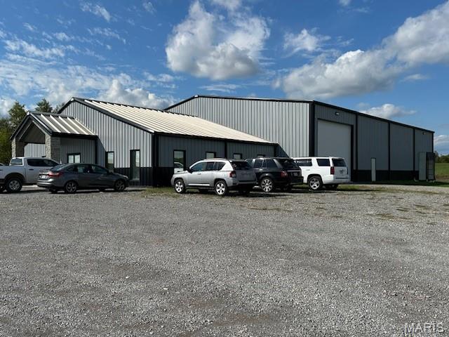 0000 - Commercial Sale