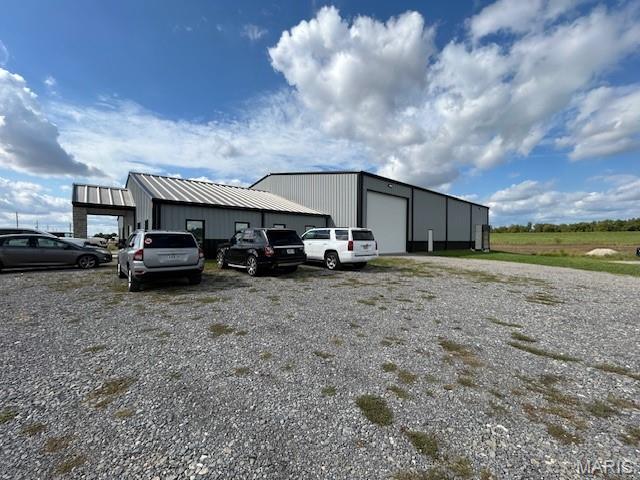 0000 - Commercial Sale